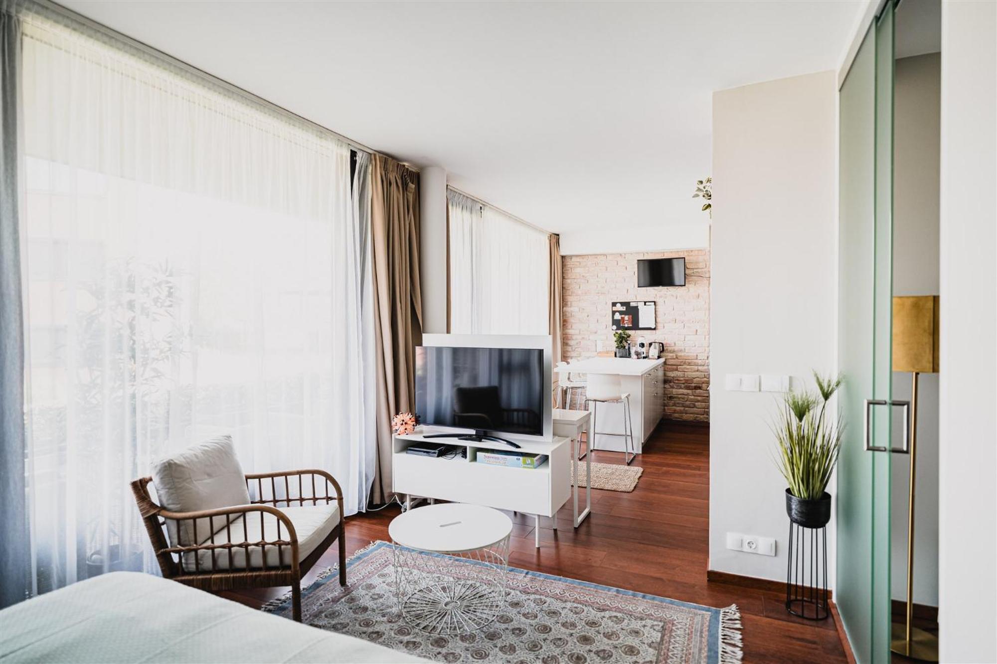Butique Apartman Grand Balatonlelle Extérieur photo