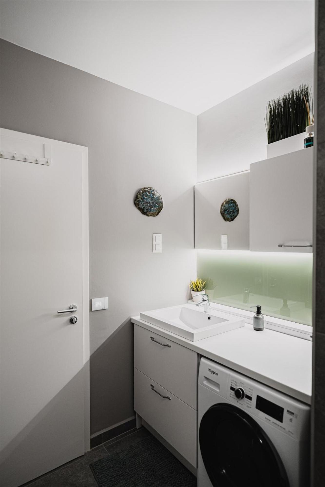 Butique Apartman Grand Balatonlelle Extérieur photo